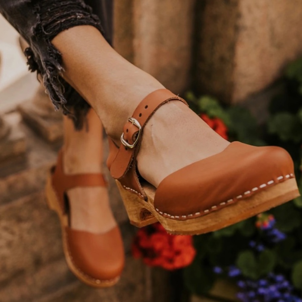 MIA Cognac Brown Leather Clog Mules - Picture 3 of 15